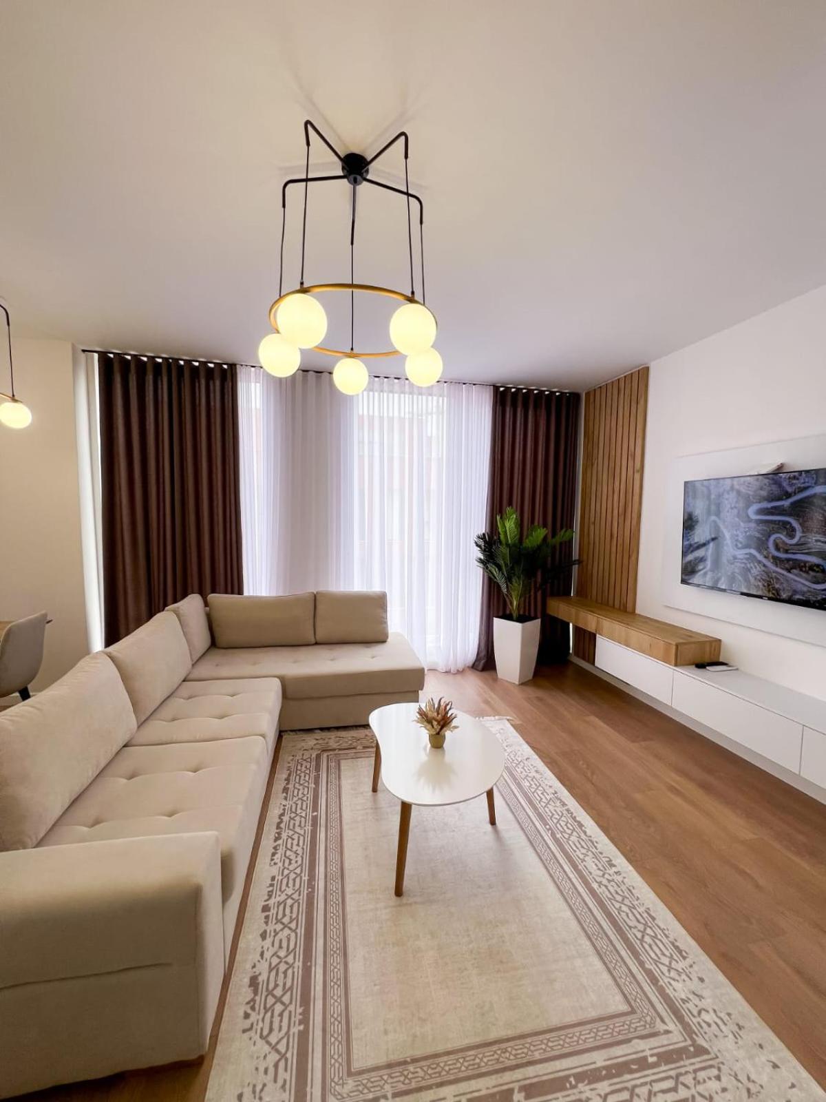 Apartment Boulevard