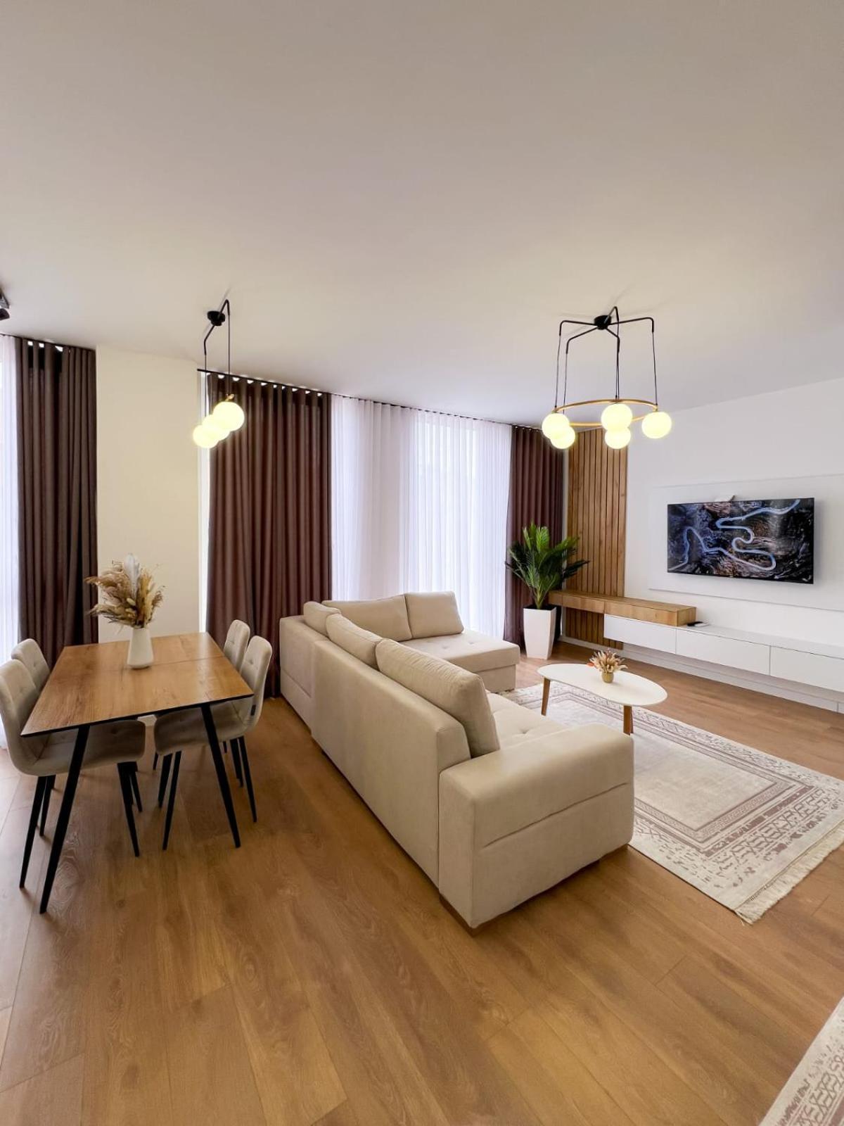 Apartment Boulevard